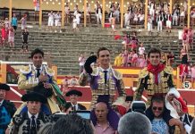 Paquirri, Bautista y Javier Marin a hombros en Tudela