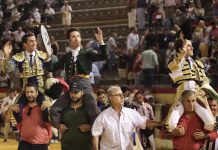 Leonardo, Angulo y David de Miranda salen a hombros en Almendralejo