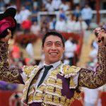 SERGIO FLORES