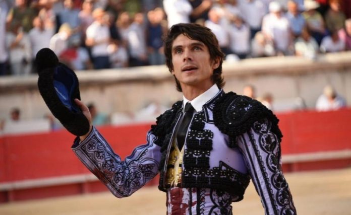 Sebastián Castella “Rotura del ligamento colateral del pulgar derecho”
