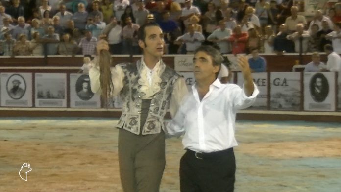 Espartaco, Pepe Moral y Luis Valdenebro, nuevo programa de Raza