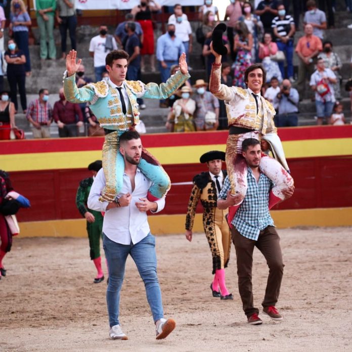 Fernando Adrian y Angel Tellez