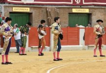 El Juli y Tomás Rufo salen a hombros en Granada.