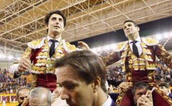 Roca Rey y Manzanares salen a hombros en Illescas