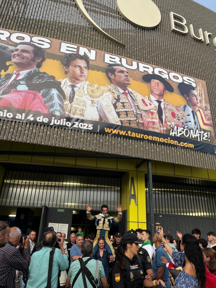 Morenito de Aranda Puerta grande en Burgos