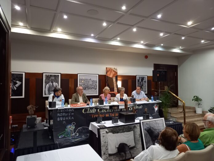 1 Alberto Palacioslau y Borja Cavia