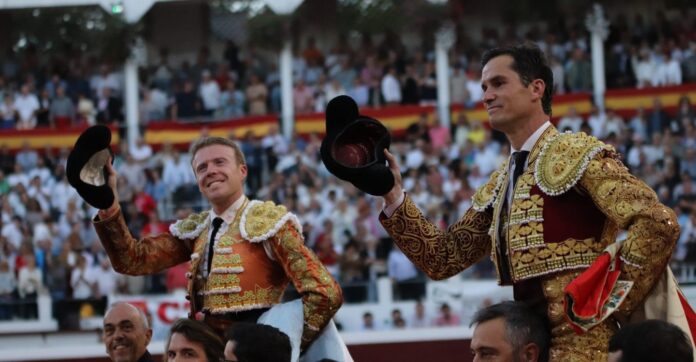 Luque y Clemente salen a hombros en Dax