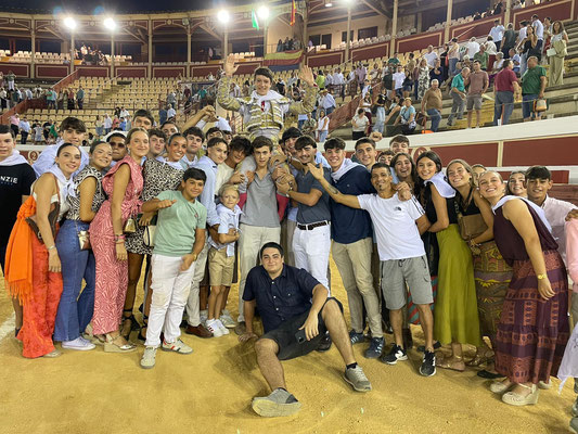 Manuel Real “Realito” se alza con el XXVII CICLOo de Becerradas tras cortar las dos orejas y el rabo