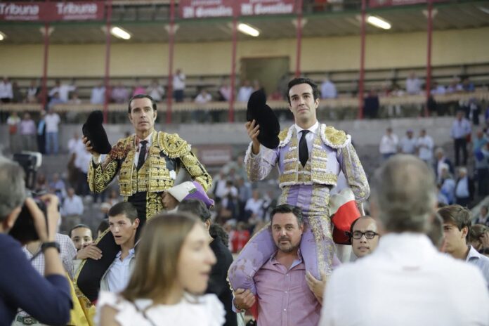 Uceda Leal y Tomás Rufo salen a hombros en Valladolid