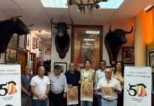 Tertulia taurina organizada por la Peña Pepe Luis Vargas en Écija