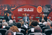 Toros y vino: multitudinario encuentro entre David Luguillano e Iván Sanz en Valladolid