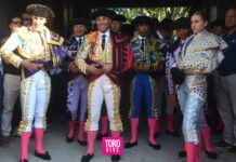 Bolívar destacó en tarde de espadas romas y mansedumbre.