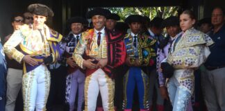 Bolívar destacó en tarde de espadas romas y mansedumbre.